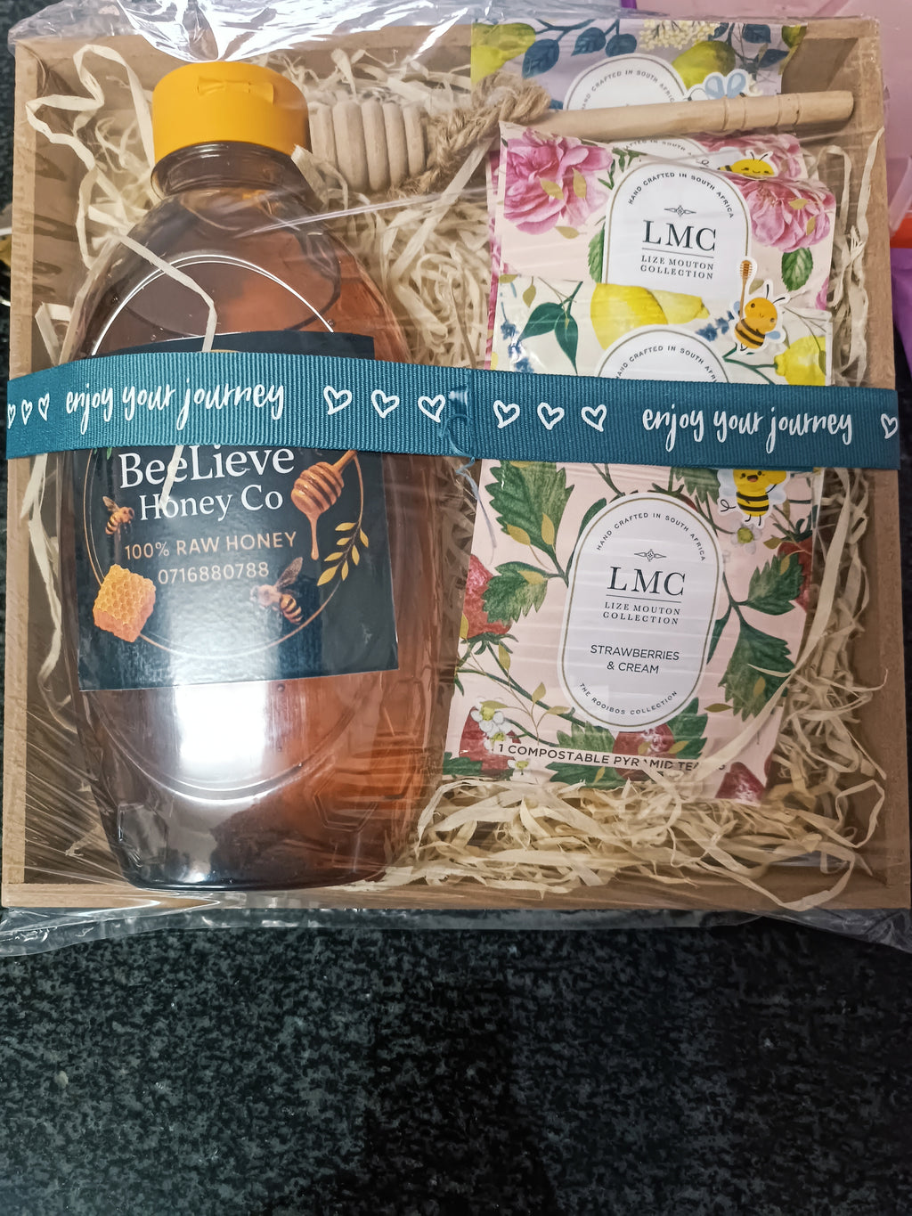 1kg Raw honey Artisan Tea gift pack